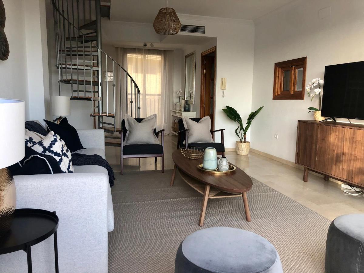 Appartamento Luxurious Duplex Penthouse With Golf And Sea Views Benalmádena Esterno foto